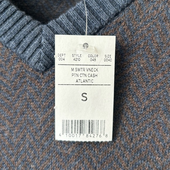 NWT - Men’s Eddie Bauer Cotton/Cashmere V-Neck Sweater - Picture 5 of 6